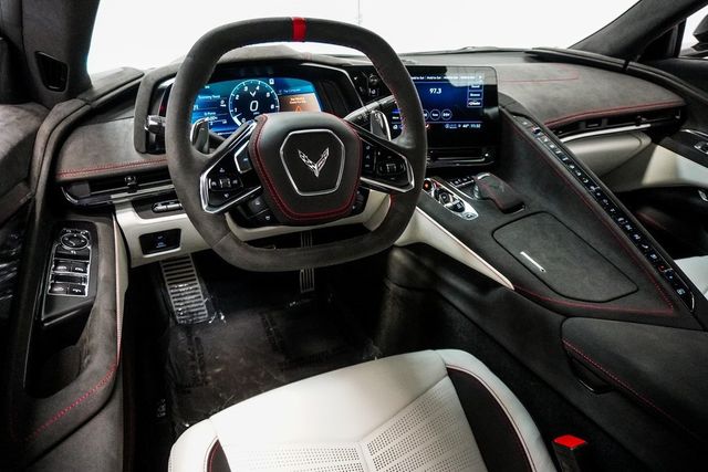 2023 Chevrolet Corvette 2dr Stingray Convertible w/3LT - 22974982 - 8