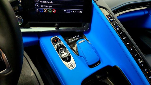 2023 Chevrolet Corvette 2dr Stingray Convertible w/3LT, Z51, Front Lift & Mag Ride - 23040020 - 17