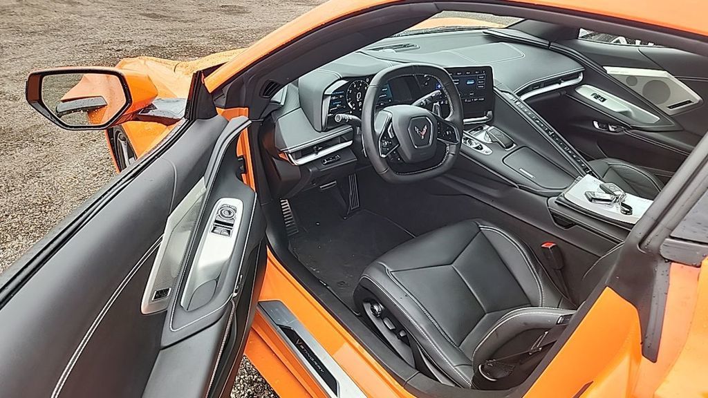 2023 Chevrolet Corvette 2dr Stingray Coupe w/2LT - 23024089 - 7