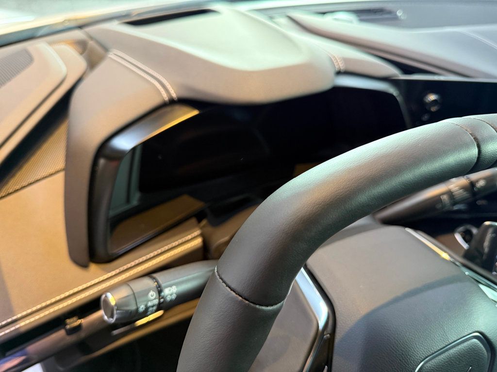 2023 Chevrolet Corvette 2LT Z51 Coupe photo 30