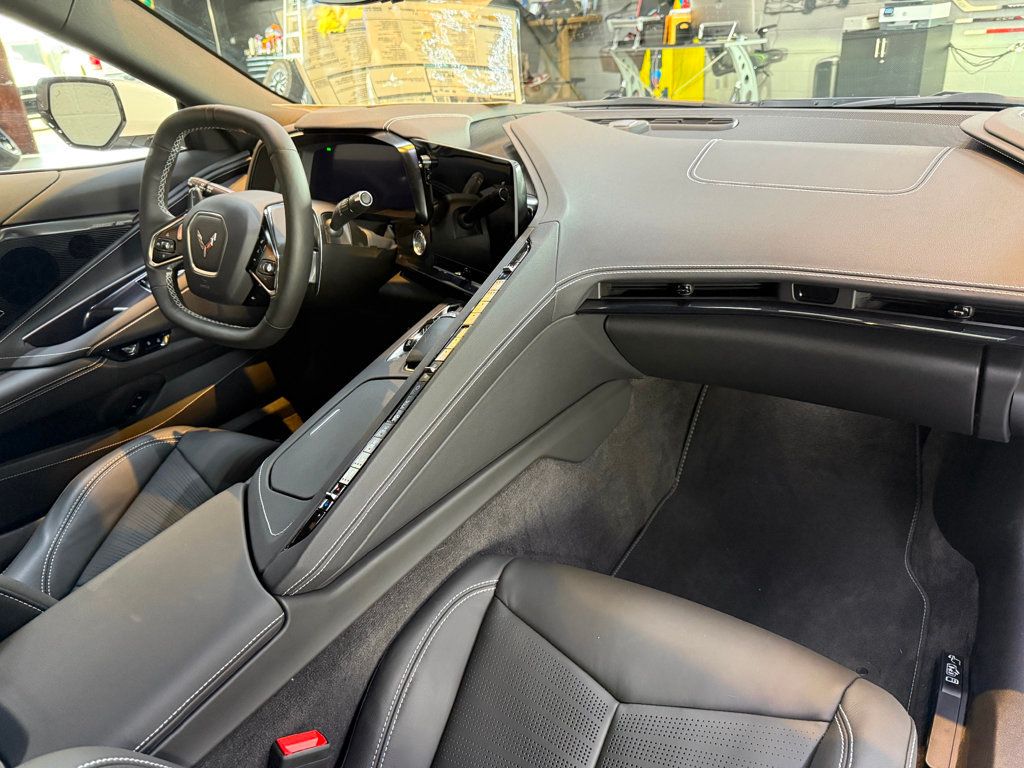 2023 Chevrolet Corvette 2LT Z51 Coupe photo 33