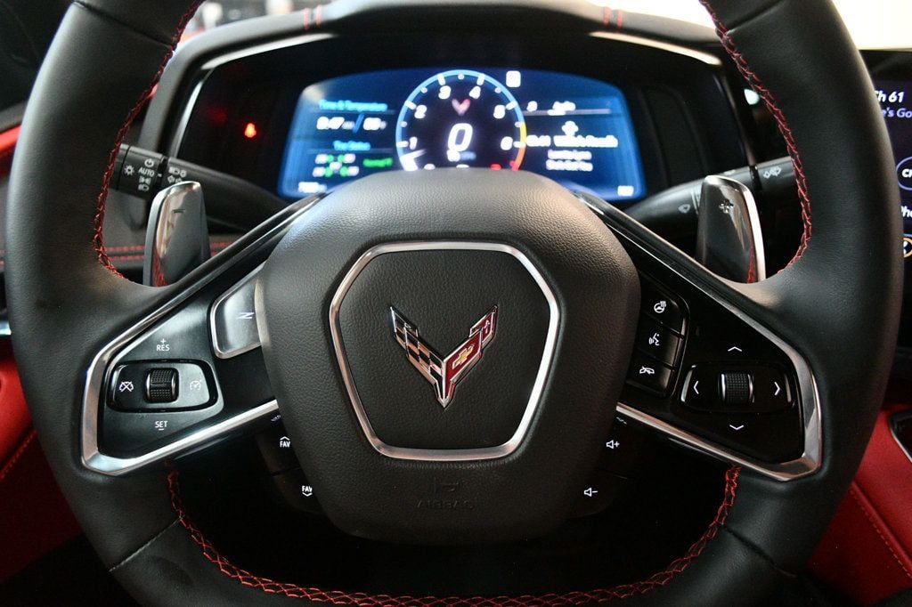 2023 Chevrolet Corvette Stingray Coupe 2LT photo 27