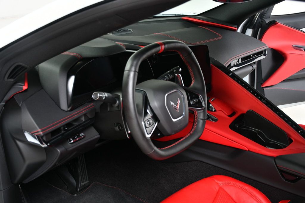 2023 Chevrolet Corvette Stingray Coupe 2LT photo 5