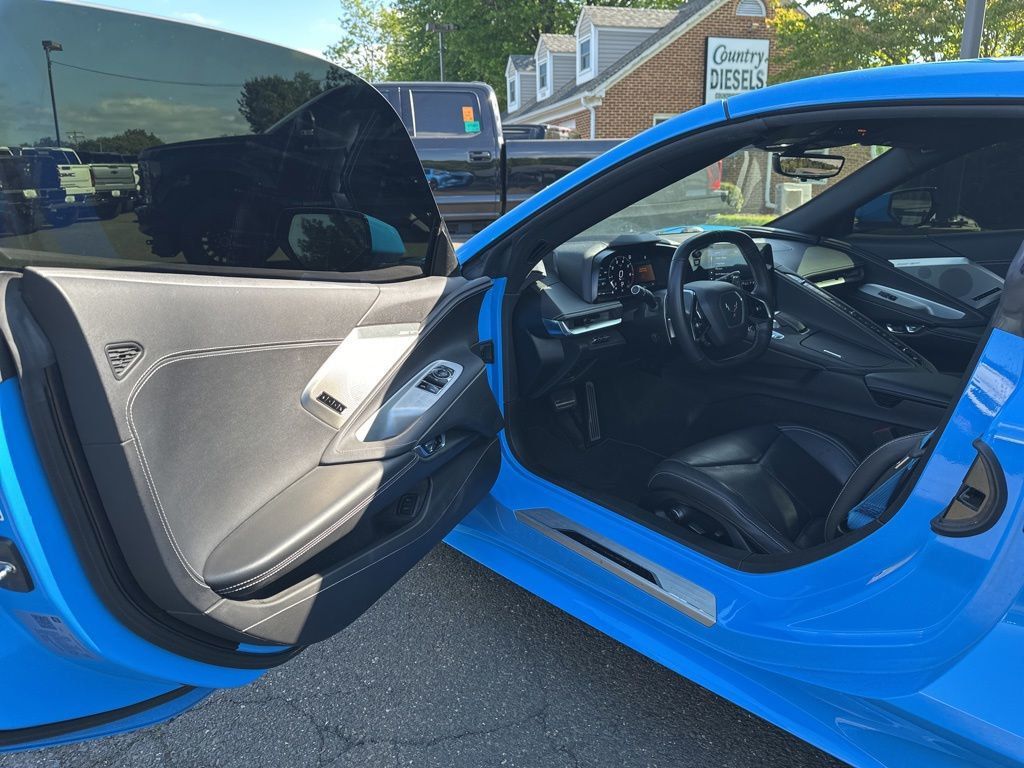 2023 Chevrolet Corvette 2dr Stingray Coupe w/2LT - 23028143 - 17