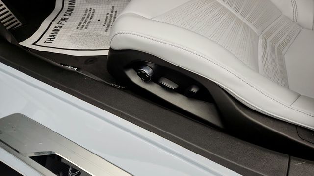 2023 Chevrolet Corvette 2dr Stingray Coupe w/2LT - 22953422 - 12