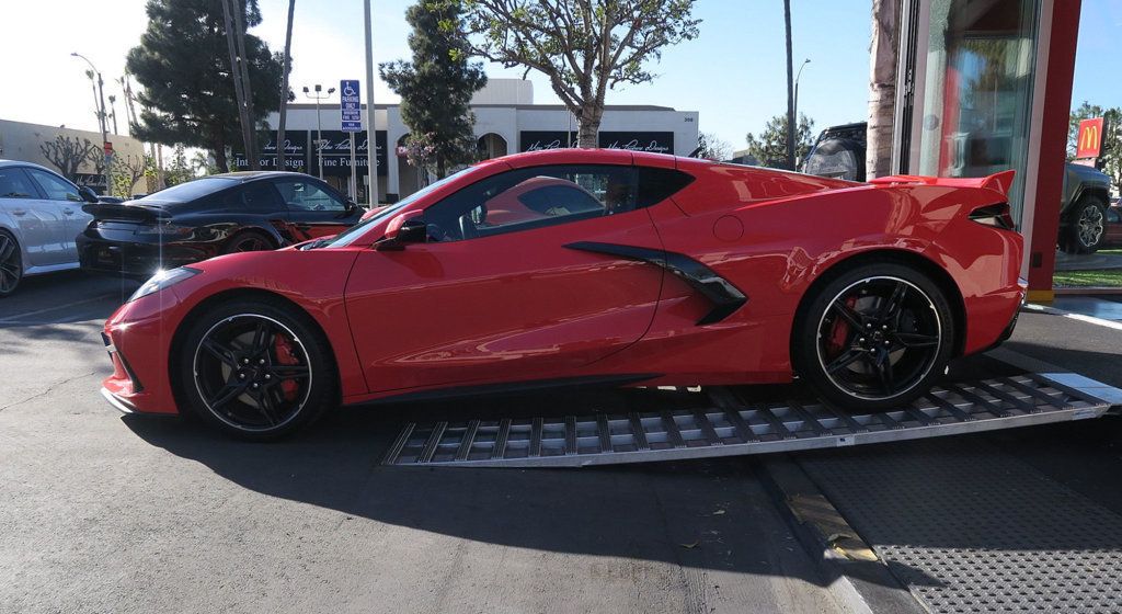 2023 Chevrolet Corvette 2dr Stingray Coupe w/3LT - 22753313 - 4