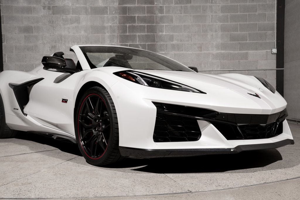 Chevrolet Corvette photo 19