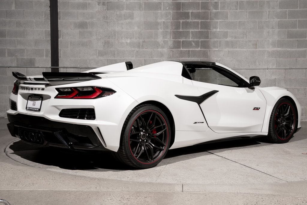 Chevrolet Corvette photo 8