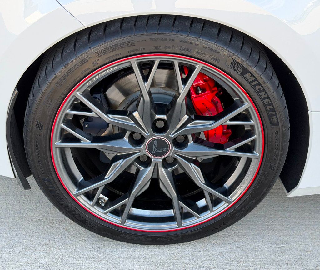 2023 Chevrolet Corvette 70th Anniversary Z51 w. Carbon Fiber Option - 23027464 - 38