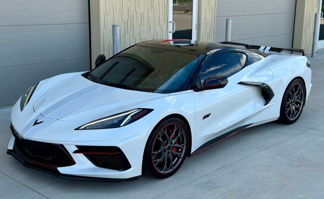 2023 Chevrolet Corvette 70th Anniversary Z51 w. Carbon Fiber Option - 23027464 - 4