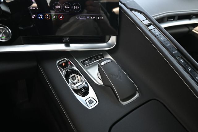 2023 Chevrolet Corvette Stingray Convertible Performance Exhaust Performance Data/Video  - 22859258 - 17