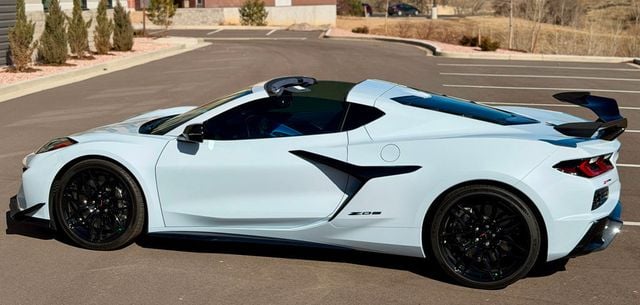 2023 Chevrolet Corvette ZO6 Coupe w/3LZ - 22982793 - 14