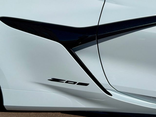 2023 Chevrolet Corvette ZO6 Coupe w/3LZ - 22982793 - 24