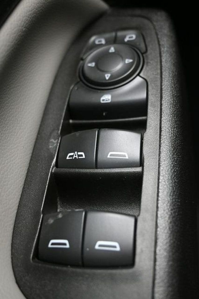 2023 Chevrolet Equinox FWD 4dr LS w/1LS - 22982923 - 31