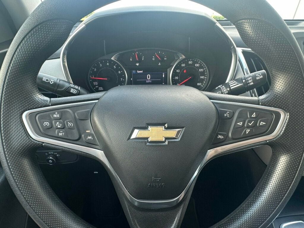 2023 Chevrolet Equinox LS photo 13