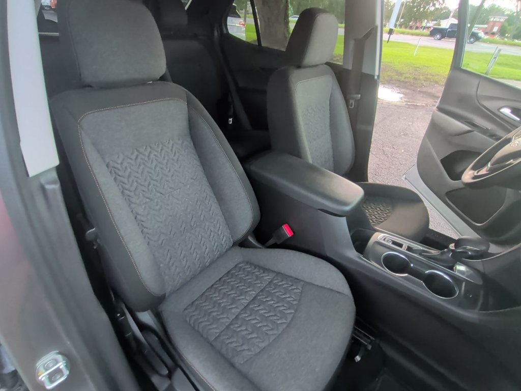 Chevrolet Equinox FWD 4dr LT w/1LT photo 21