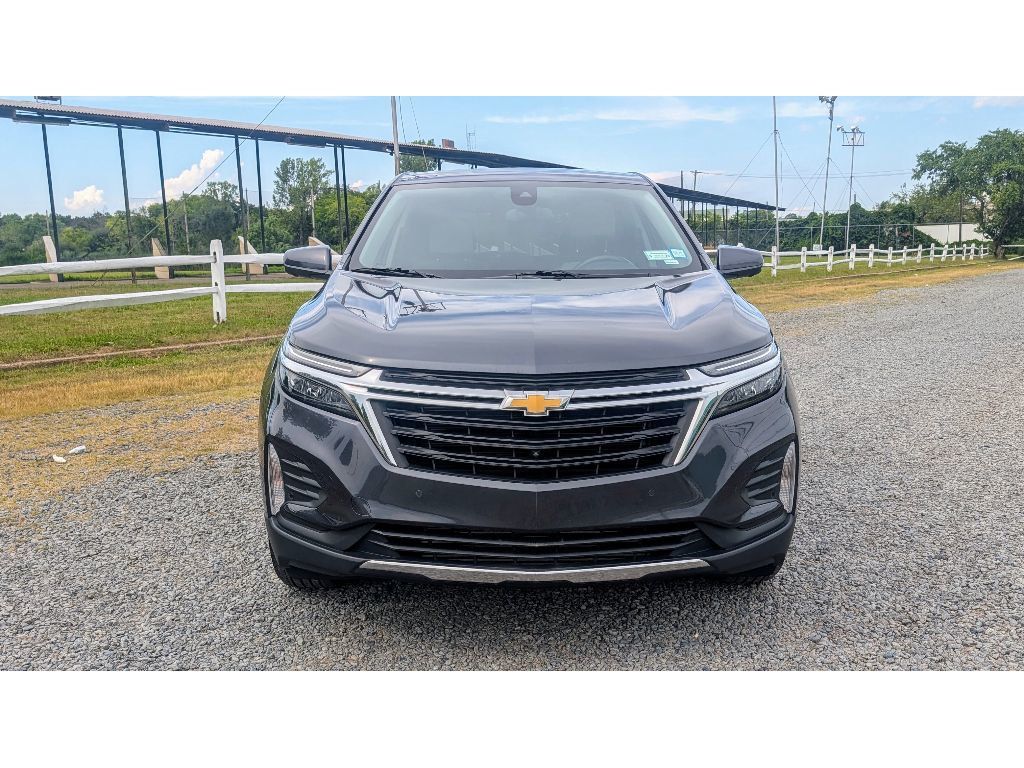 2023 Chevrolet Equinox photo 2