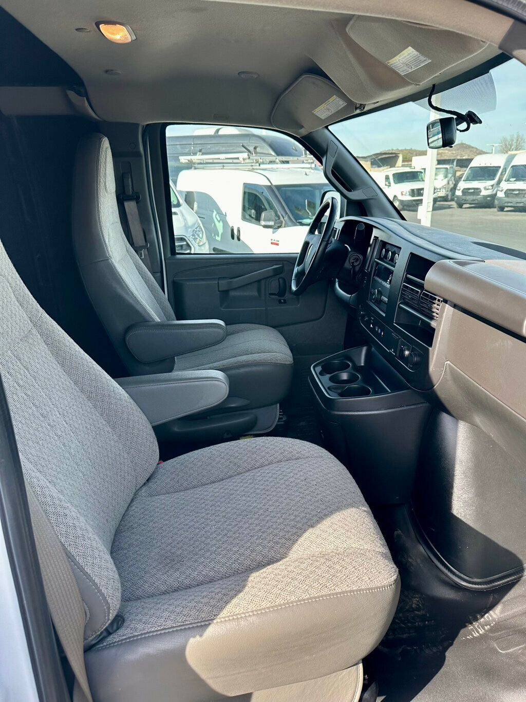2023 Chevrolet Express 3500 Cargo Van photo 9