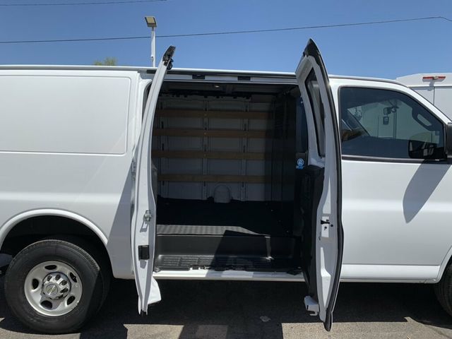 2023 Chevrolet Express Cargo Van RWD 2500 135" - 23069110 - 12