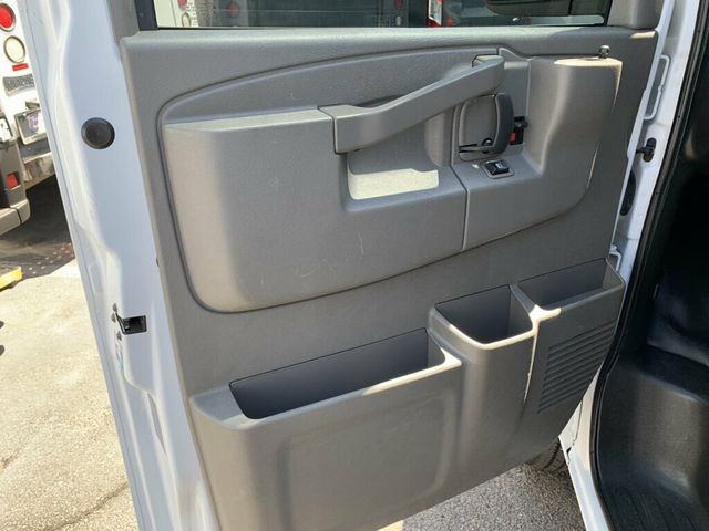 2023 Chevrolet Express Cargo Van RWD 2500 135" - 23069110 - 28