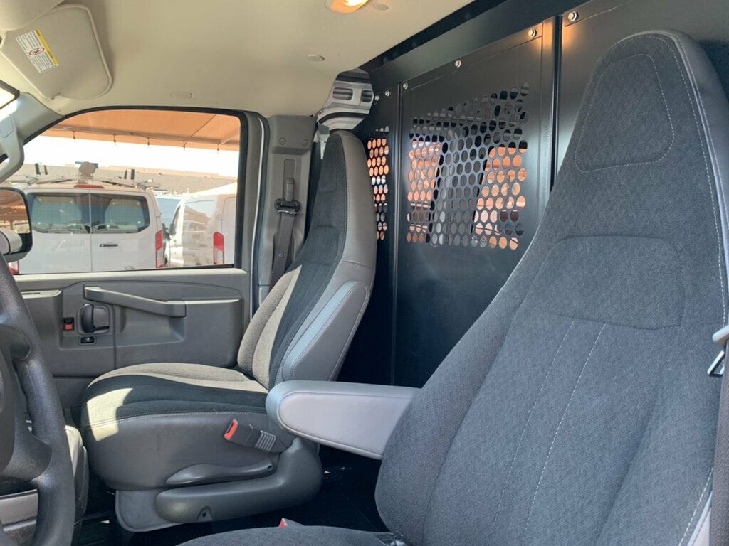 2023 Chevrolet Express Cargo Van RWD 2500 135" - 23069110 - 29