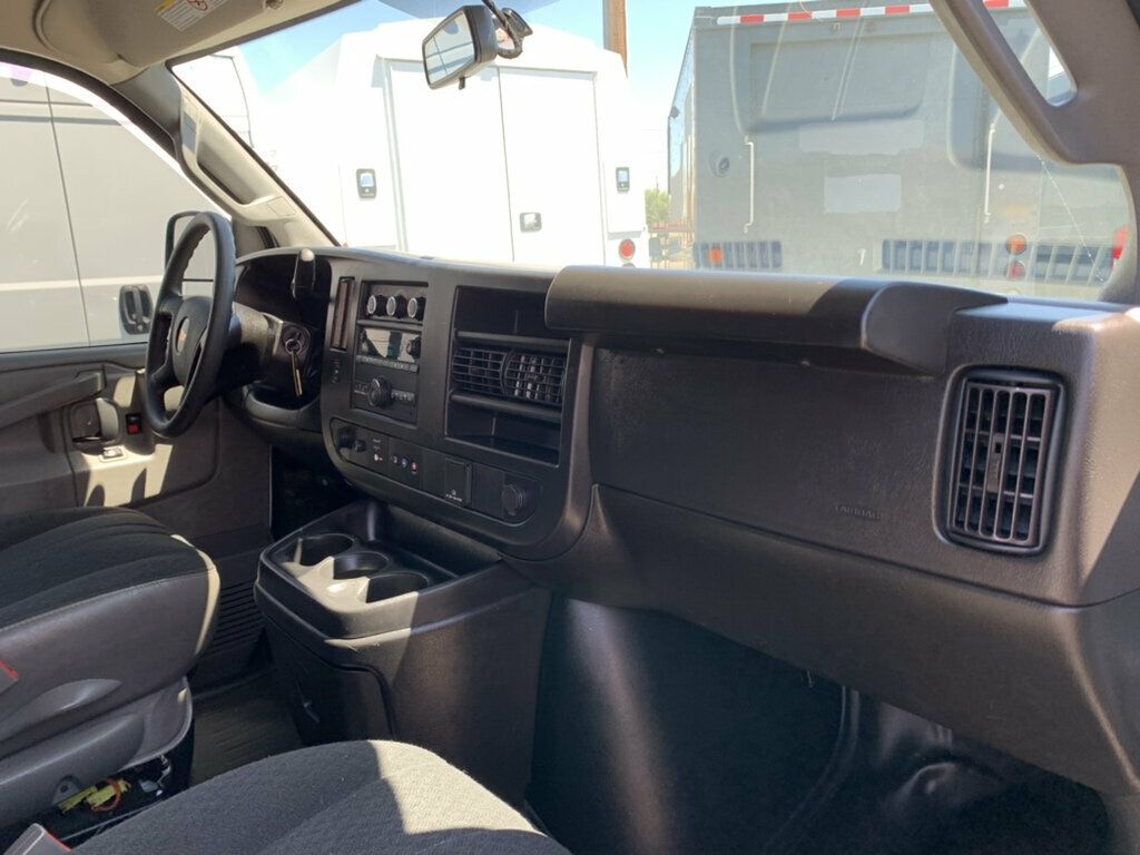 2023 Chevrolet Express Cargo Van RWD 2500 135" - 23069110 - 35