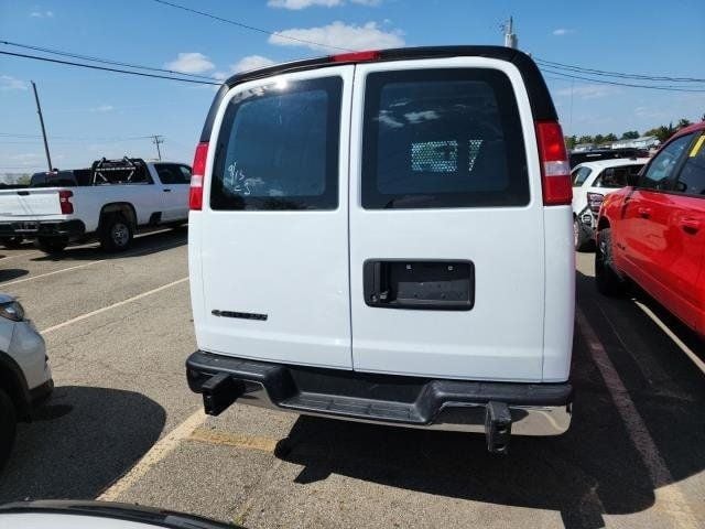 2023 Chevrolet Express Cargo Van RWD 2500 135" - 22664416 - 3