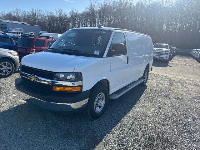 2023 Chevrolet Express Cargo Van RWD 2500 135" - 22766961 - 2