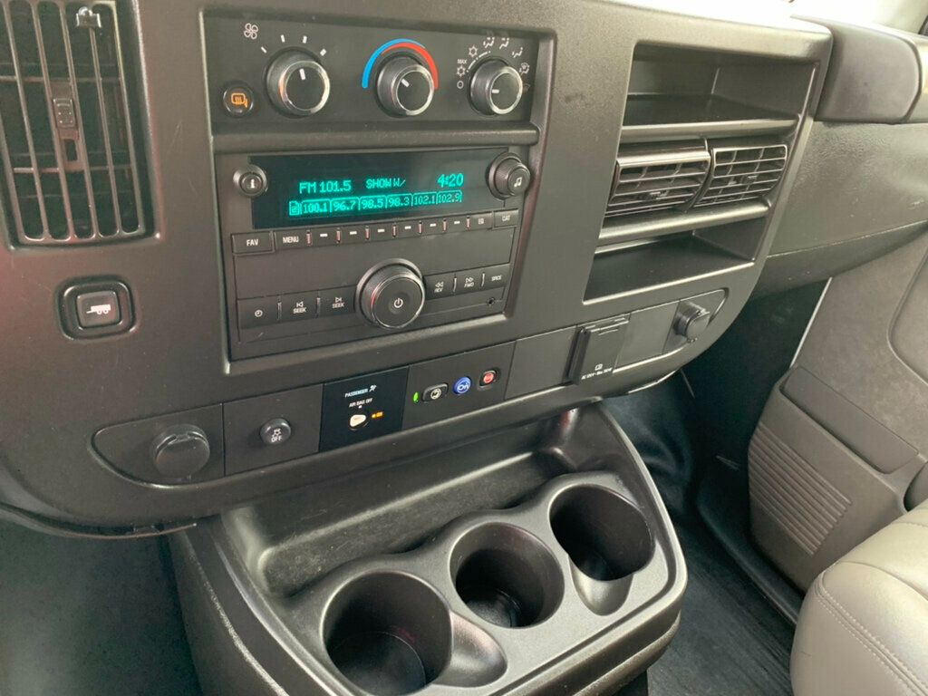 2023 Chevrolet Express Cargo Van RWD 2500 155" 1-owner Low Miles Cargo  - 22981616 - 20