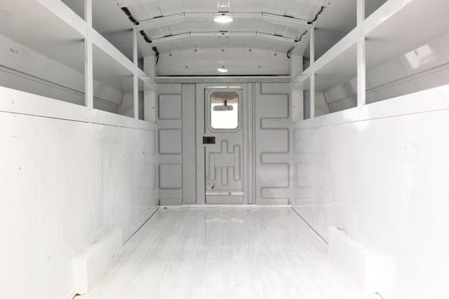 2023 Chevrolet Express Commercial Cutaway EXPRESS 3500 CUTAWAY * 6.6 V8 * 13' KNAPHEIDE KUV * LIKE NEW - 23021656 - 13