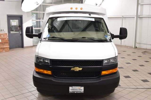 2023 Chevrolet Express Commercial Cutaway EXPRESS 3500 CUTAWAY * 6.6 V8 * 13' KNAPHEIDE KUV * LIKE NEW - 23021656 - 1