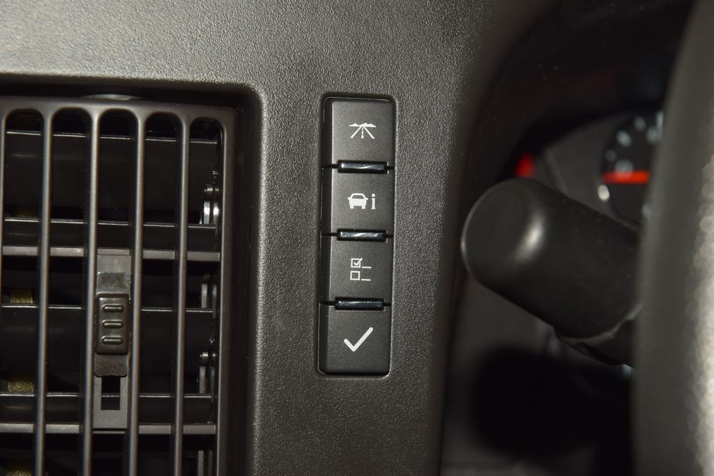 2023 Chevrolet Express Commercial Cutaway EXPRESS 3500 CUTAWAY * 6.6 V8 * 13' KNAPHEIDE KUV * LIKE NEW - 23021656 - 23