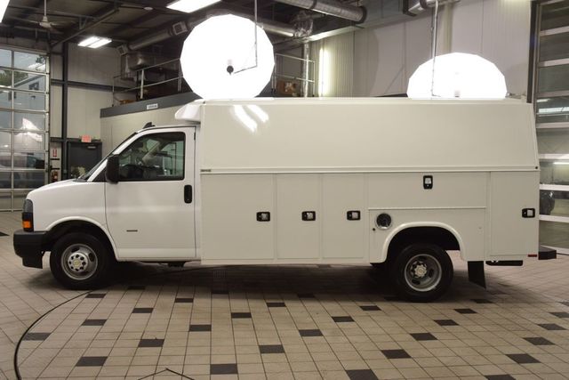 2023 Chevrolet Express Commercial Cutaway EXPRESS 3500 CUTAWAY * 6.6 V8 * 13' KNAPHEIDE KUV * LIKE NEW - 23021656 - 2
