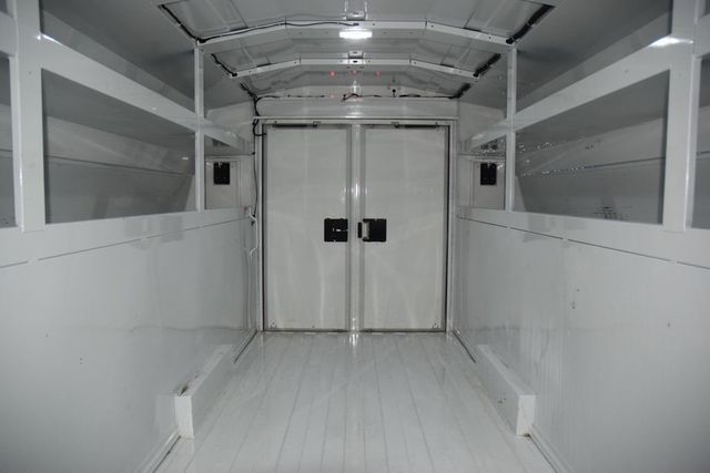 2023 Chevrolet Express Commercial Cutaway EXPRESS 3500 CUTAWAY * 6.6 V8 * 13' KNAPHEIDE KUV * LIKE NEW - 23021656 - 29