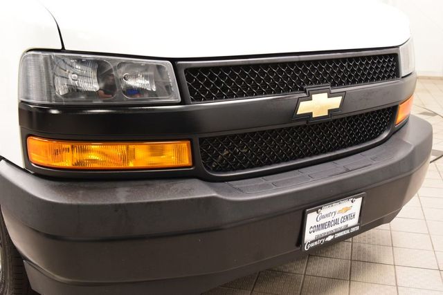 2023 Chevrolet Express Commercial Cutaway EXPRESS 3500 CUTAWAY * 6.6 V8 * 13' KNAPHEIDE KUV * LIKE NEW - 23021656 - 6