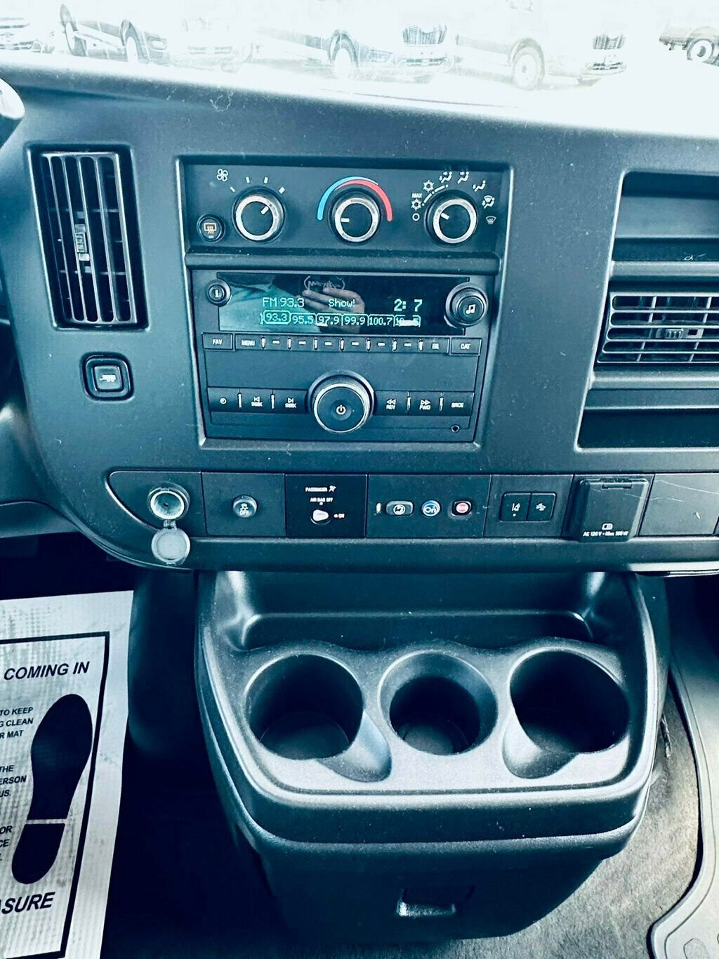 2023 Chevrolet Express Passenger LT photo 13