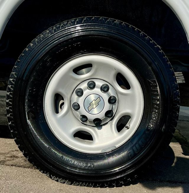 2023 Chevrolet Express Passenger RWD 3500 155" LS - 22978641 - 21