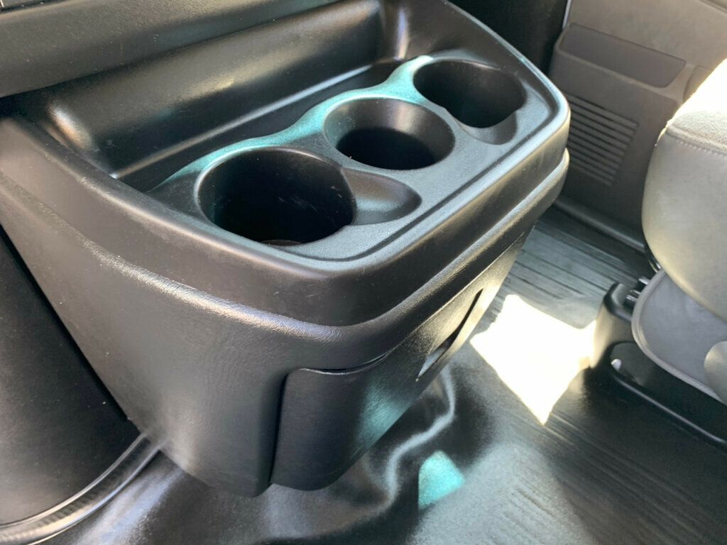 2023 Chevrolet Express Passenger RWD 3500 155" LS LOW MILES 12-Passenger - 23055827 - 33
