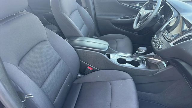 2023 Chevrolet Malibu 1LT Sedan 4D - 23041523 - 5
