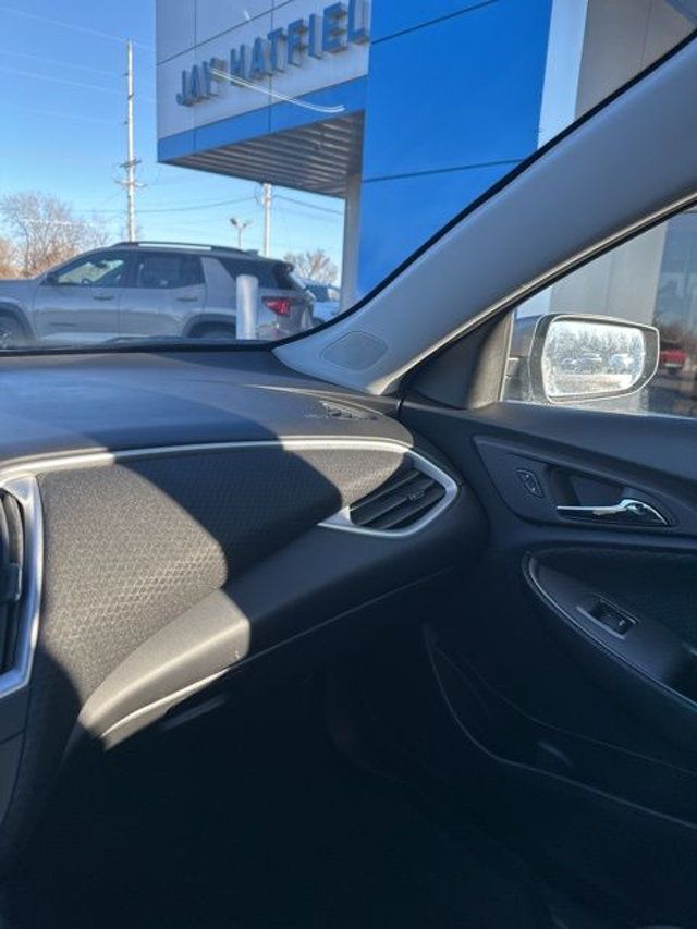 2023 Chevrolet Malibu 4dr Sedan 1LT - 23012220 - 21