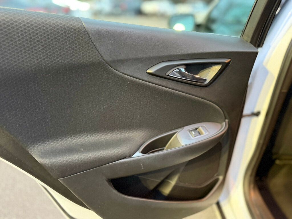 2023 Chevrolet Malibu 4dr Sedan 1LT - 22953614 - 17