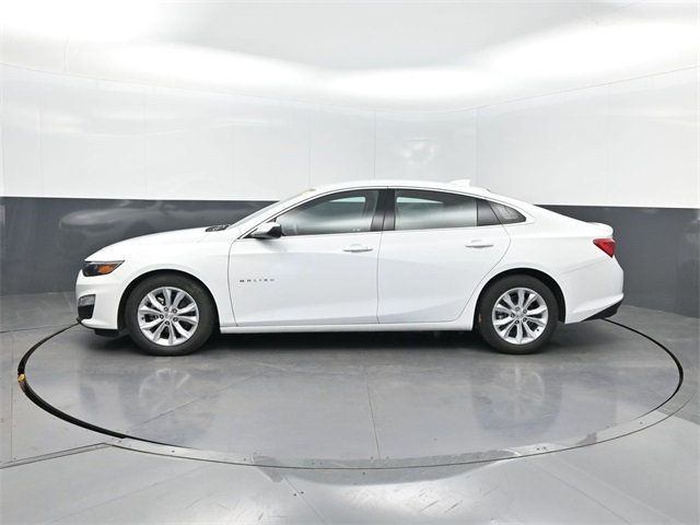 2023 Chevrolet Malibu 1LT photo 2