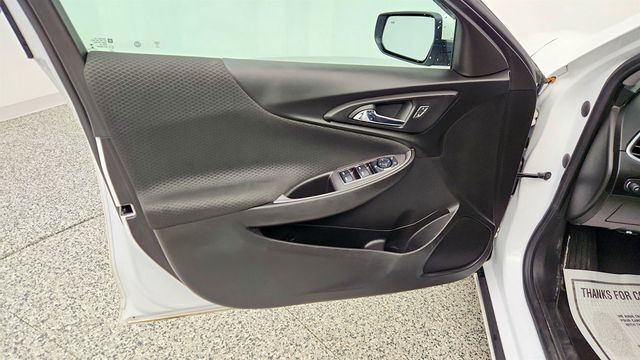 2023 Chevrolet Malibu 4dr Sedan 1LT w/ Driver Confidence Package - 23013537 - 9