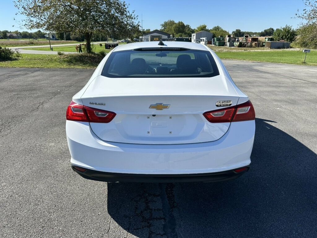 2023 Chevrolet Malibu 4dr Sedan LS w/1LS - 23090960 - 3