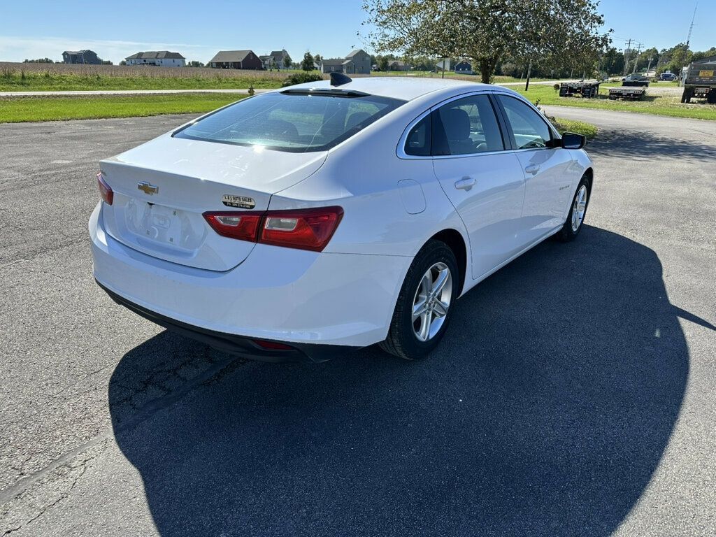 2023 Chevrolet Malibu 4dr Sedan LS w/1LS - 23090960 - 4