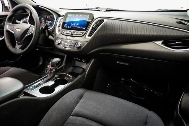 2023 Chevrolet Malibu 4dr Sedan RS - 22966228 - 9