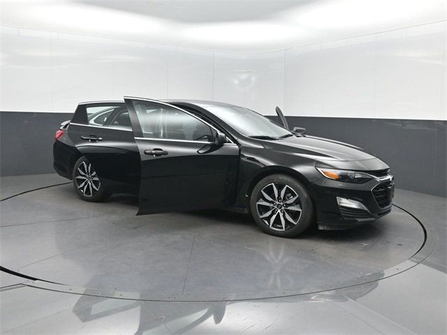 2023 Chevrolet Malibu 4dr Sedan RS - 22956786 - 39