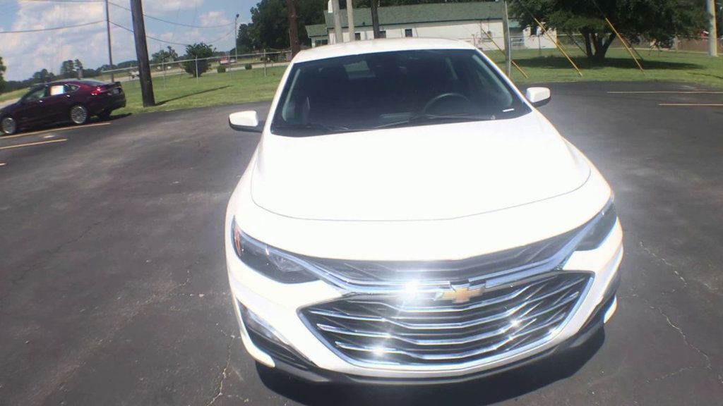 2023 Chevrolet Malibu LS photo 3