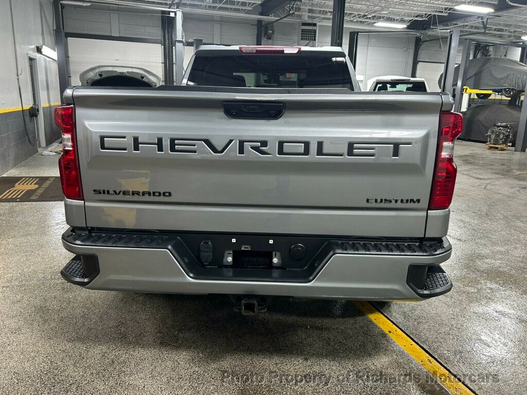 2023 Chevrolet Silverado 1500  - 22939221 - 3