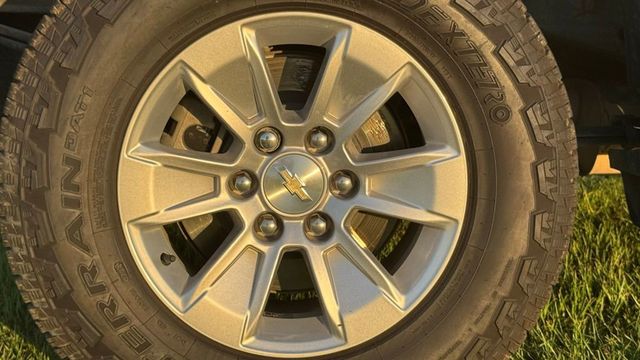 2023 Chevrolet Silverado 1500 2WD Crew Cab 147" LT - 23017678 - 23